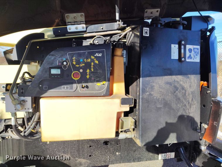 image for item DT0864 2015 JLG 450AJ boom lift