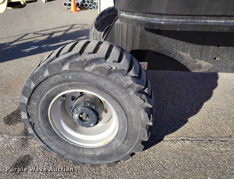 image for item DT0864 2015 JLG 450AJ boom lift