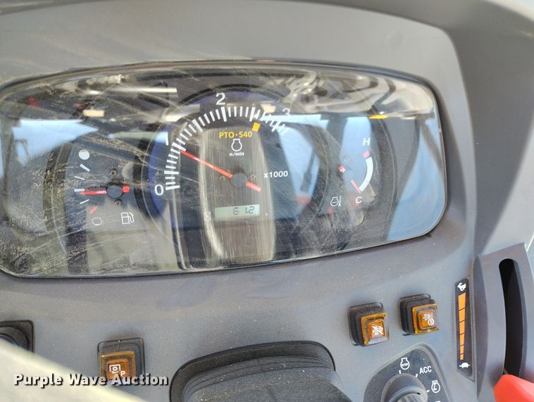 image for item DT0865 2023 Kubota MX5400HSTC MFWD tractor