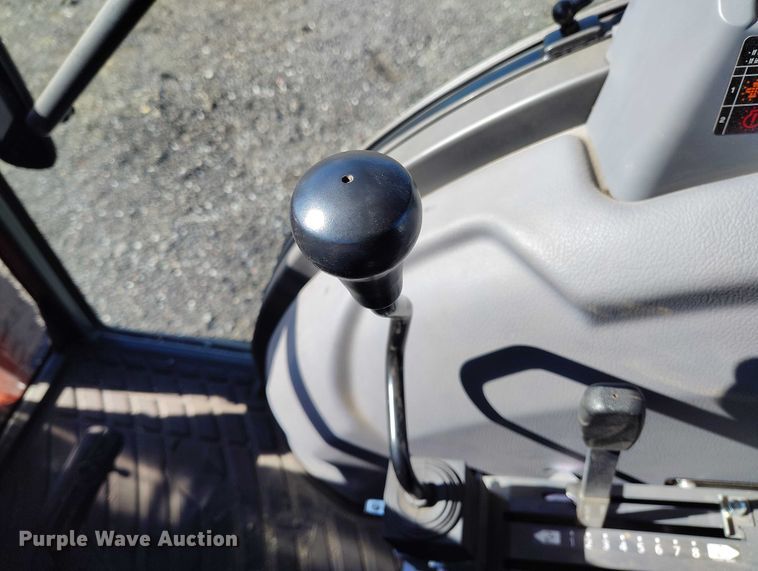 image for item DT0865 2023 Kubota MX5400HSTC MFWD tractor