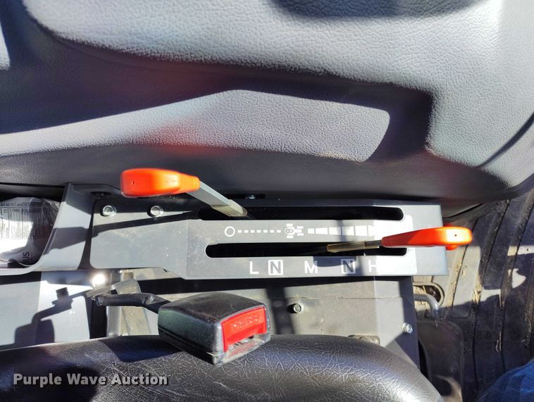 image for item DT0865 2023 Kubota MX5400HSTC MFWD tractor