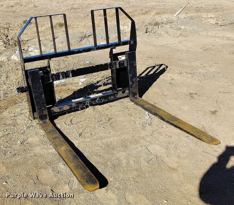 image for item DT0865 2023 Kubota MX5400HSTC MFWD tractor