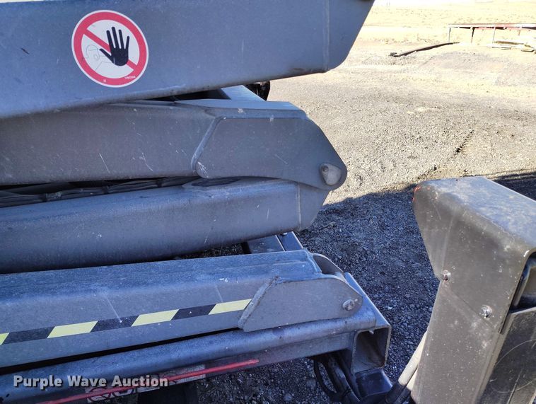 image for item DT0867 1997 SkyJack SJ8841 scissor lift