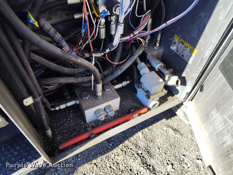 image for item DT0867 1997 SkyJack SJ8841 scissor lift