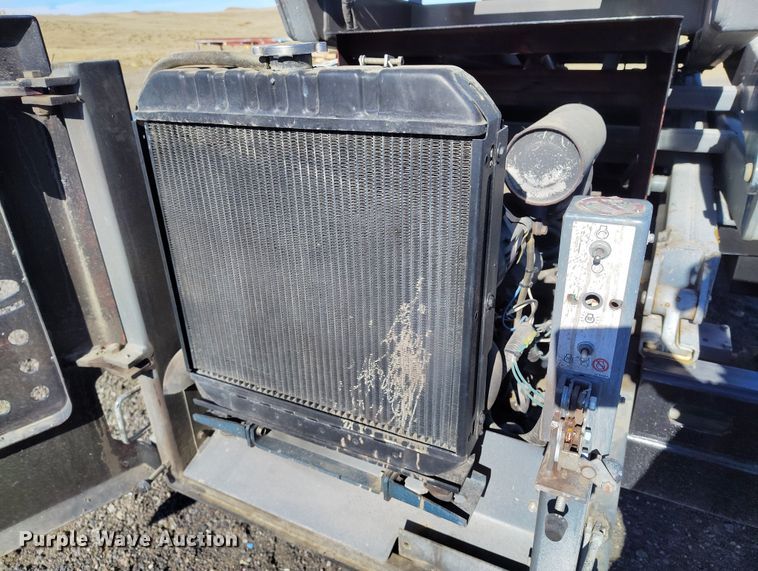 image for item DT0867 1997 SkyJack SJ8841 scissor lift