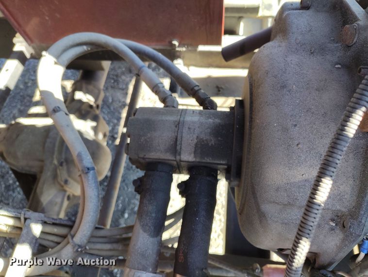 image for item DT0867 1997 SkyJack SJ8841 scissor lift