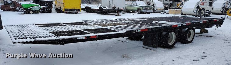 image for item DT0875 1986 Wisconsin DT20 tilt deck equipment trailer