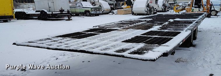 image for item DT0875 1986 Wisconsin DT20 tilt deck equipment trailer