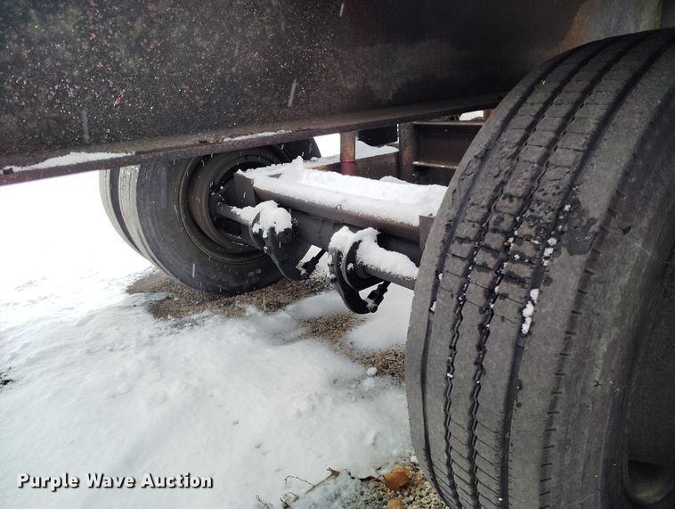 image for item DT0875 1986 Wisconsin DT20 tilt deck equipment trailer