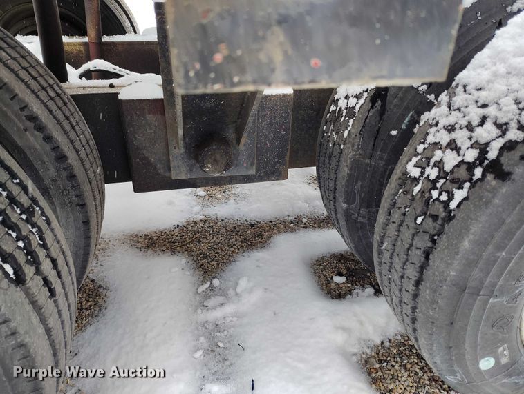 image for item DT0875 1986 Wisconsin DT20 tilt deck equipment trailer