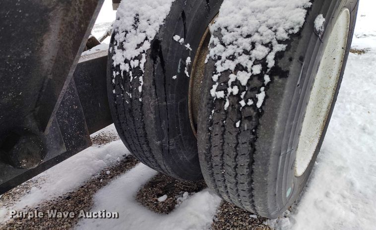 image for item DT0875 1986 Wisconsin DT20 tilt deck equipment trailer