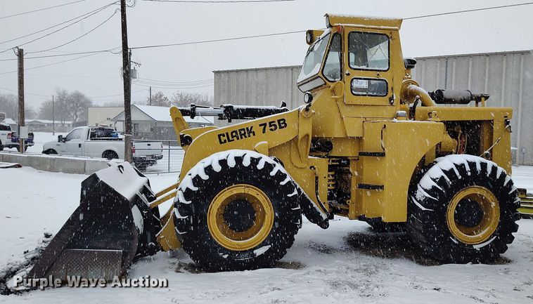 image for item DT0879 Michigan 75B wheel loader