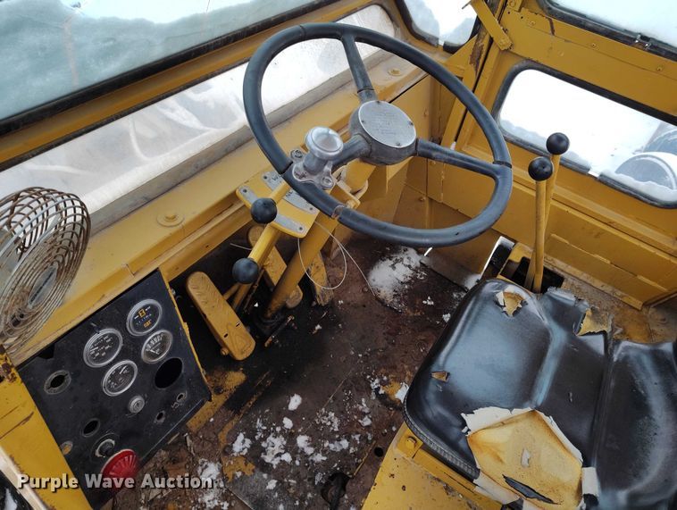 image for item DT0879 Michigan 75B wheel loader