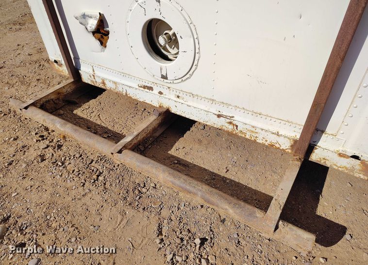 image for item DT0938 Portable restroom