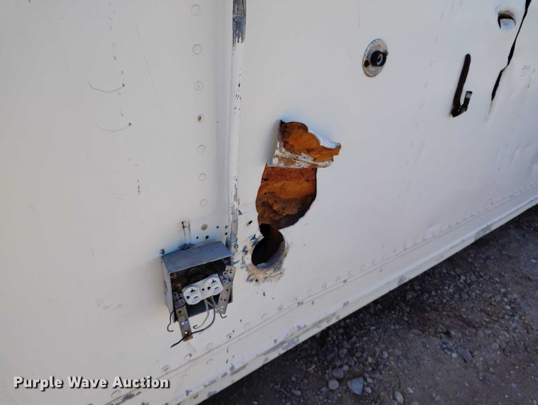 image for item DT0938 Portable restroom