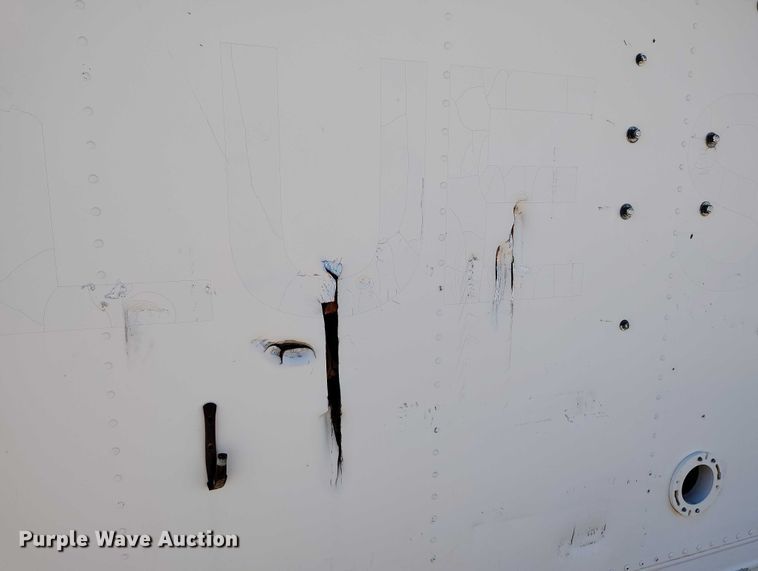 image for item DT0938 Portable restroom