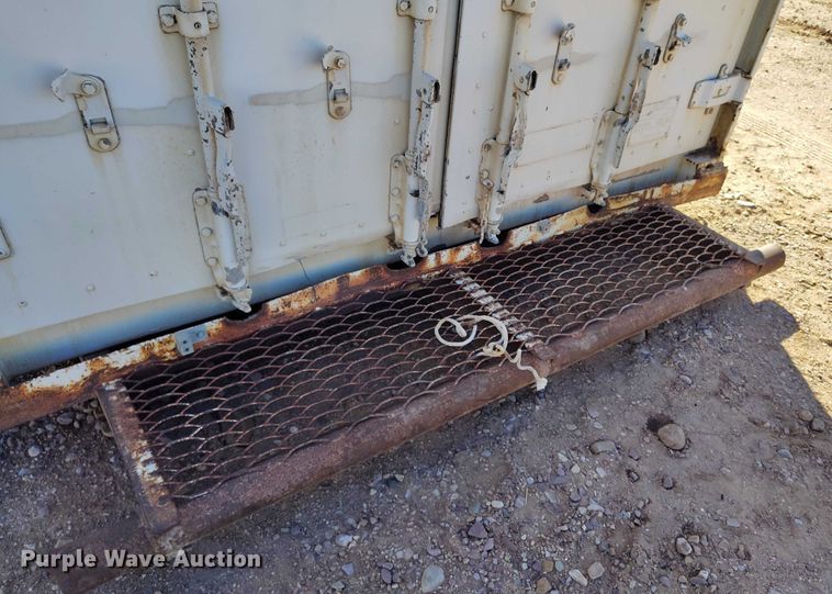 image for item DT0938 Portable restroom