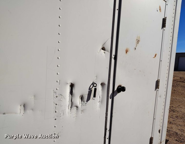 image for item DT0938 Portable restroom