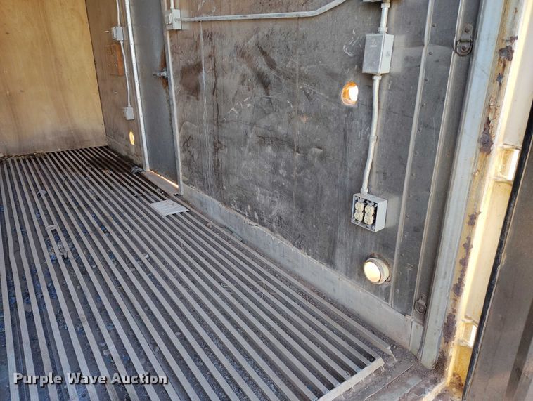 image for item DT0938 Portable restroom