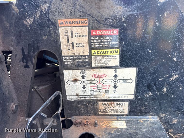 image for item DU0257 2000 Peterbilt 378 grapple crane truck