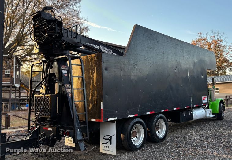 image for item DU0257 2000 Peterbilt 378 grapple crane truck