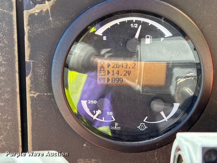 image for item DU0375 2017 JPG G15-44A telehandler