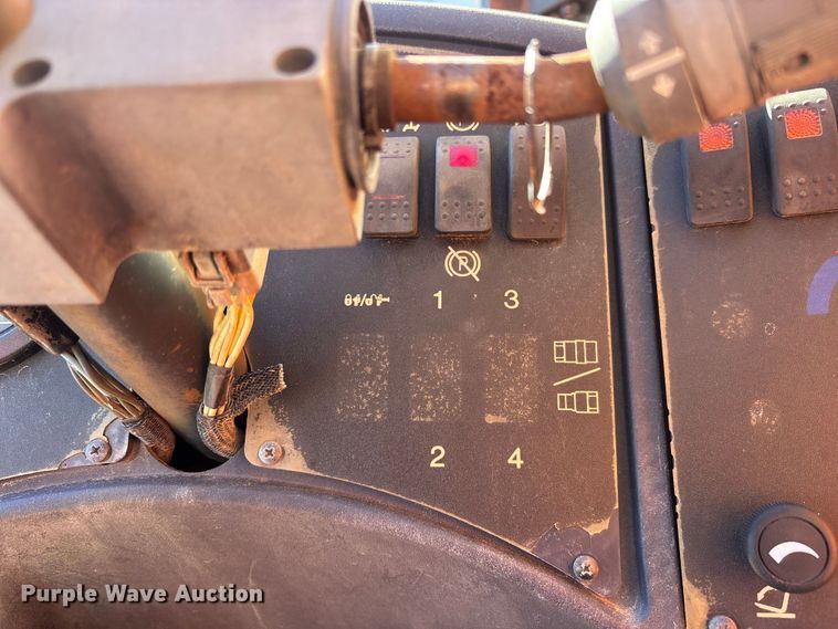 image for item DU0375 2017 JPG G15-44A telehandler