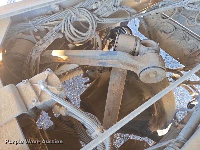 image for item DU2695 2015 Kenworth T800 dump truck