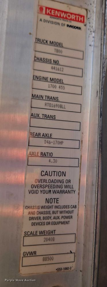 image for item DU2695 2015 Kenworth T800 dump truck