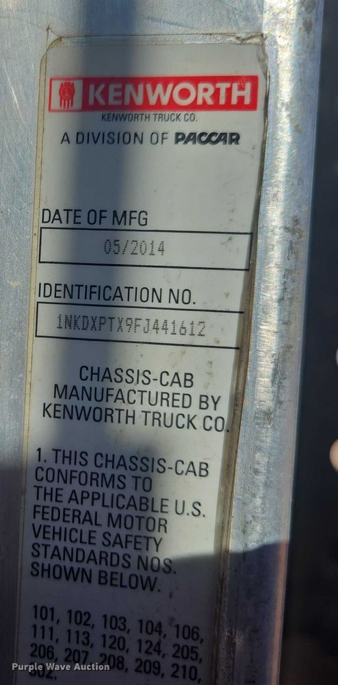 image for item DU2695 2015 Kenworth T800 dump truck