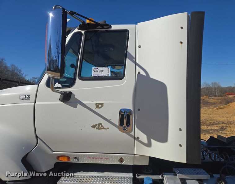 image for item DU2696 2014 International Prostar+ 122 semi truck