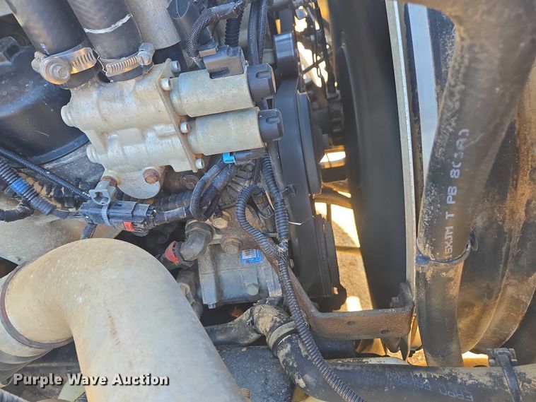 image for item DU2696 2014 International Prostar+ 122 semi truck