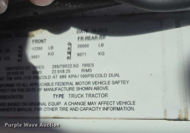 image for item DU2696 2014 International Prostar+ 122 semi truck