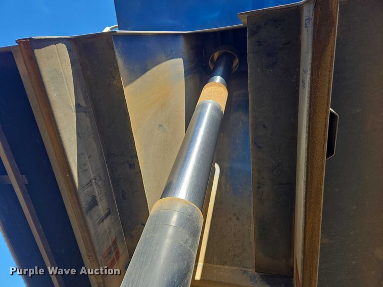 image for item DU2698 2017 Kenworth T370 dump truck