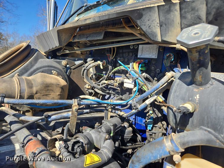 image for item DU2698 2017 Kenworth T370 dump truck