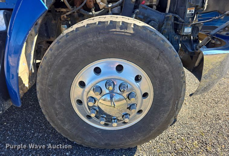 image for item DU2698 2017 Kenworth T370 dump truck