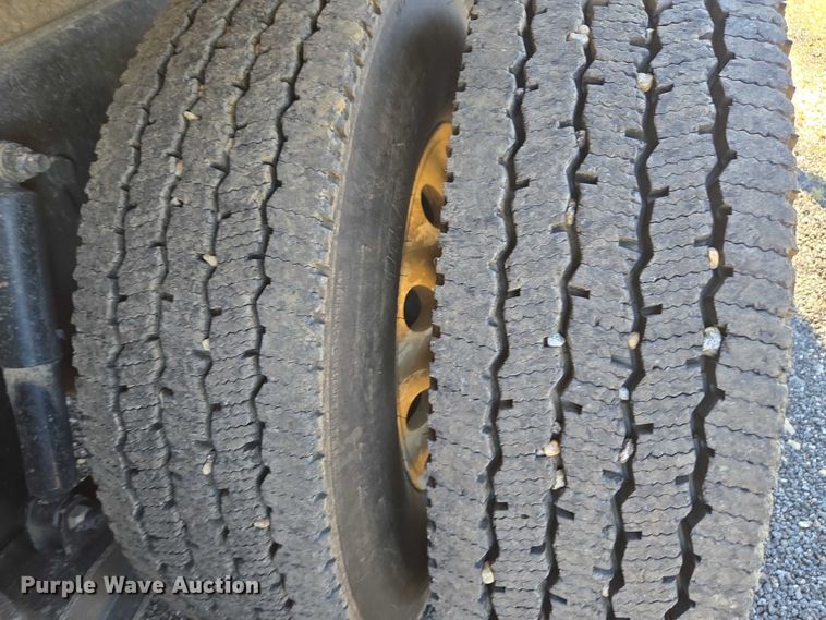 image for item DU2698 2017 Kenworth T370 dump truck