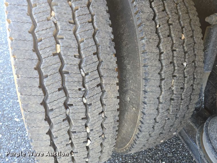 image for item DU2698 2017 Kenworth T370 dump truck