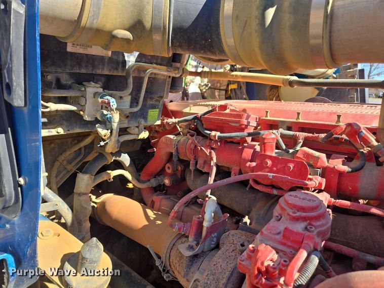 image for item DU2699 2017 Kenworth T800 dump truck