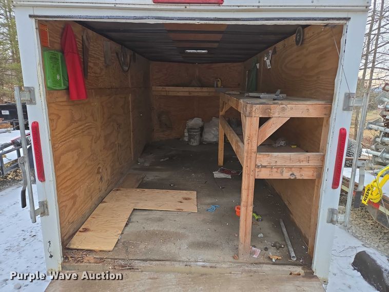 image for item DU2705 2014 Victory Trailers  enclosed cargo trailer