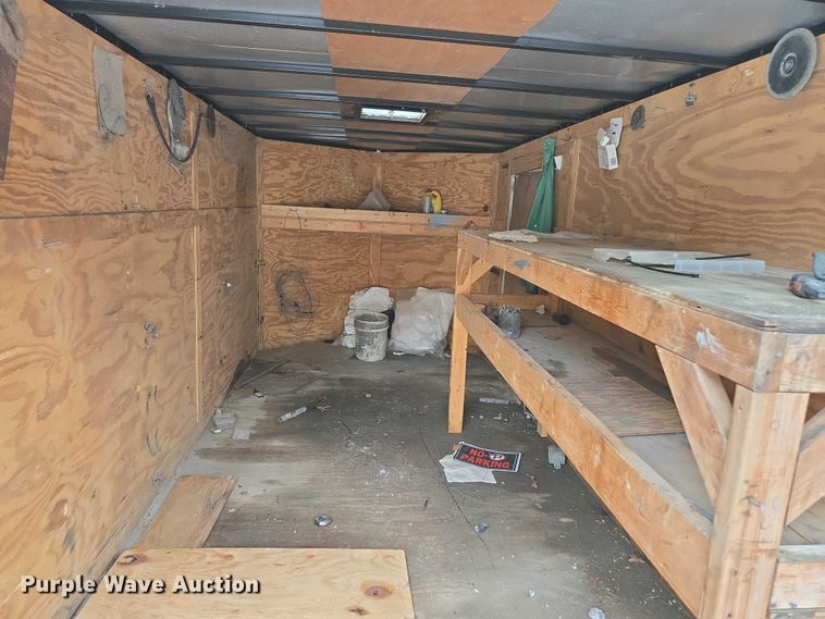 image for item DU2705 2014 Victory Trailers  enclosed cargo trailer