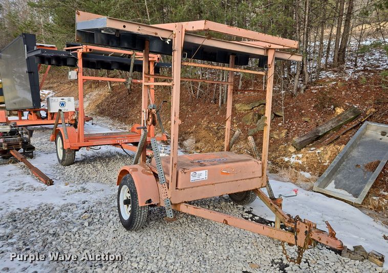 image for item DU2706 (2) arrow board trailers