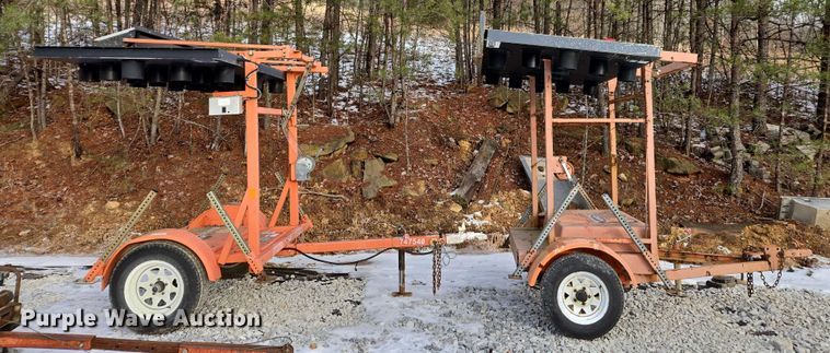 image for item DU2706 (2) arrow board trailers