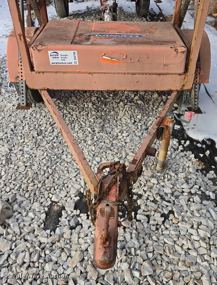 image for item DU2706 (2) arrow board trailers