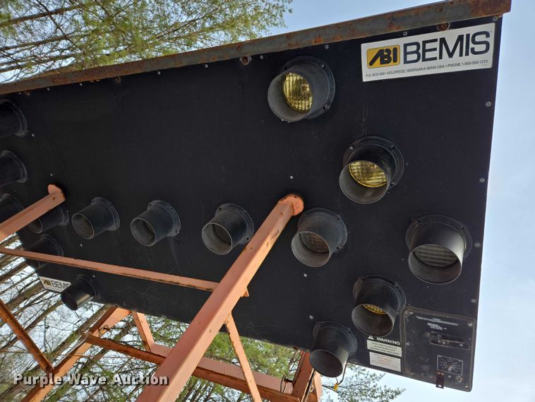 image for item DU2706 (2) arrow board trailers