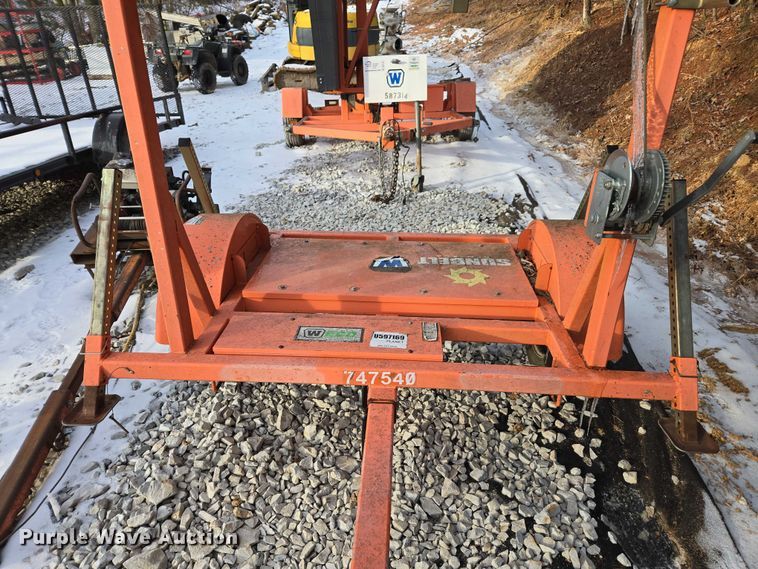 image for item DU2706 (2) arrow board trailers