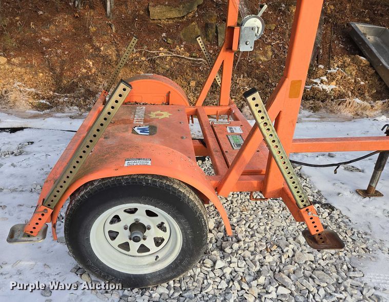 image for item DU2706 (2) arrow board trailers