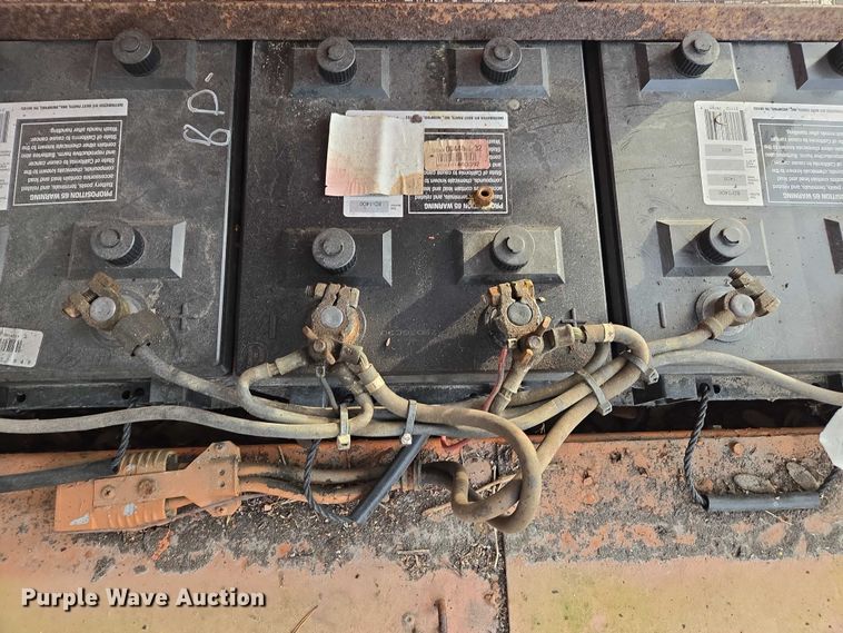 image for item DU2706 (2) arrow board trailers