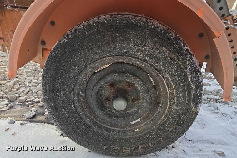 image for item DU2706 (2) arrow board trailers