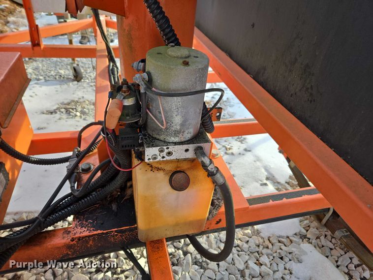 image for item DU2707 2014 Wanco message board trailer